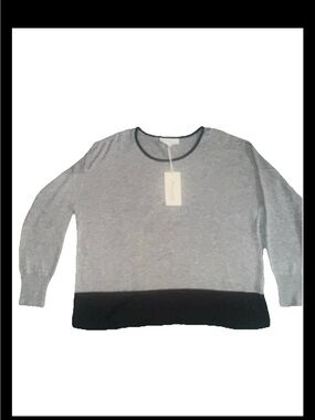 NWT Two By Vince Camuto Women’s Gray With Black Trim Hem Sweater Size Medium
